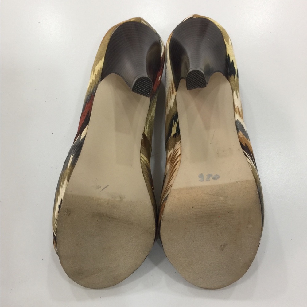 Host Pick✨Madden Girl Fabric Heels - Picture 5 of 6